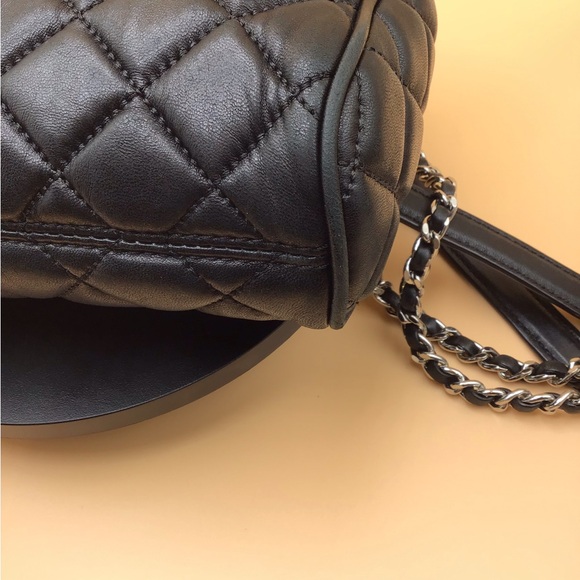 MICHAEL KORS VIVIANNA QUILTED LEATHER SHOULDER BAG CROSSBODY HANDBAG RETAIL$398 - Picture 13 of 15
